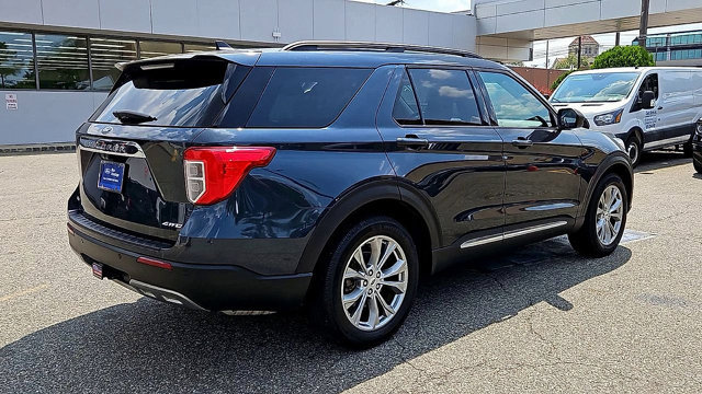 Certified 2023 Ford Explorer XLT w/ Equipment Group 202A AWD/4WD image 8