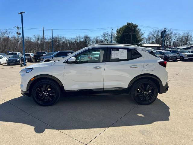 Used 2024 Buick Encore GX Sport Touring AWD/4WD image 4
