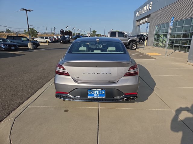 Used 2023 Genesis G70 2.0T image 4