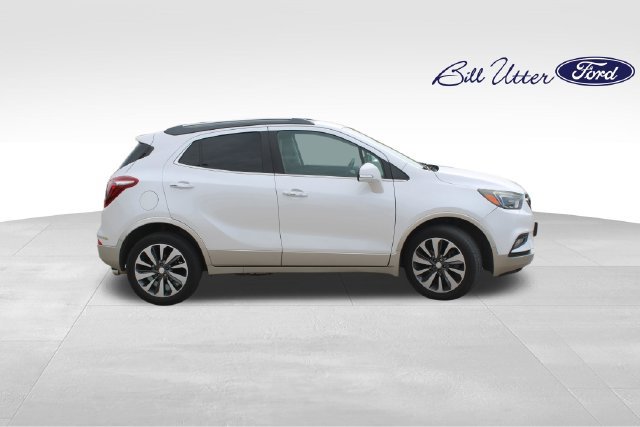 Used 2017 Buick Encore Essence AWD/4WD image 4