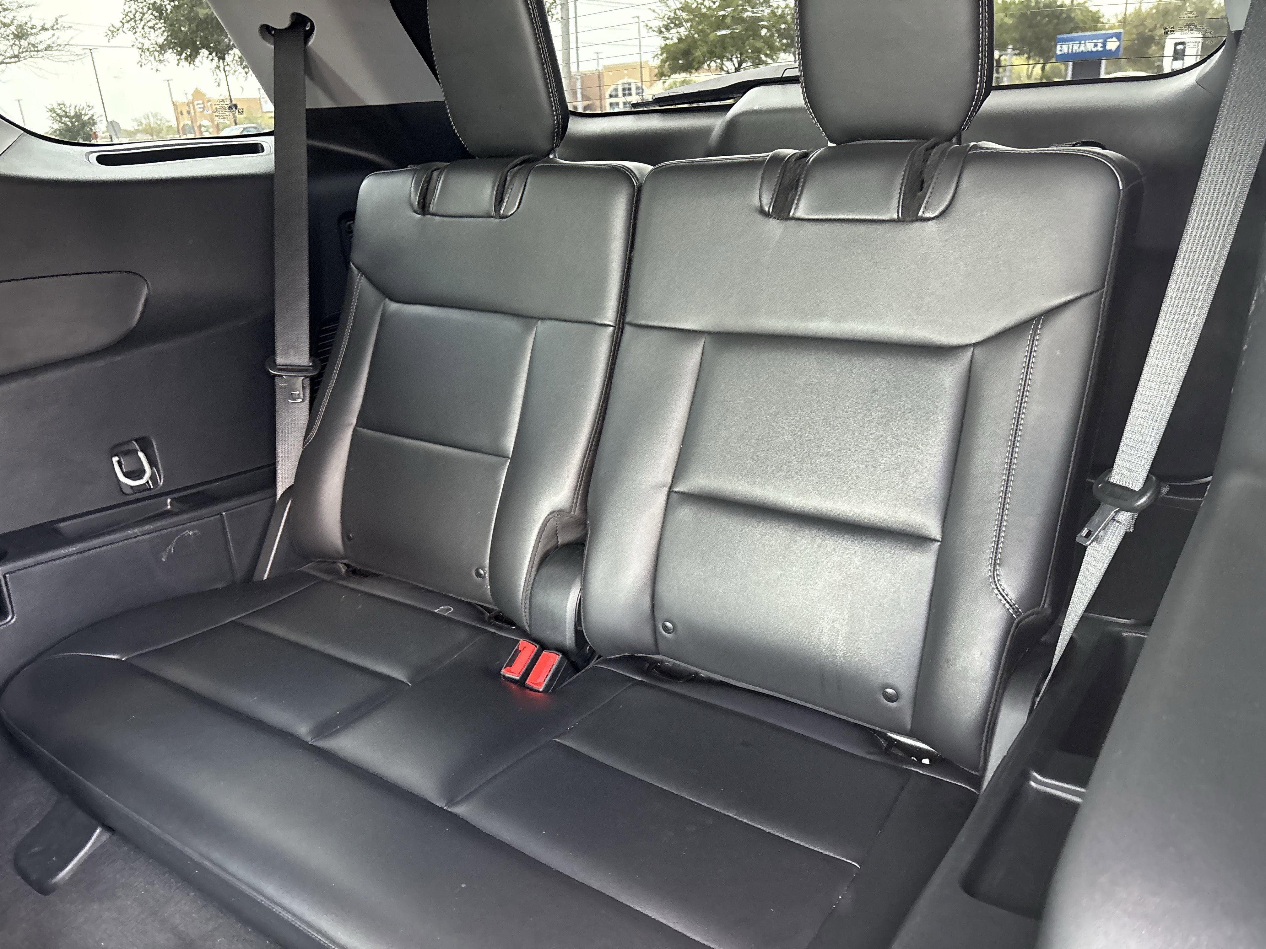 Certified 2023 Ford Explorer XLT w/ Equipment Group 202A RWD image 18