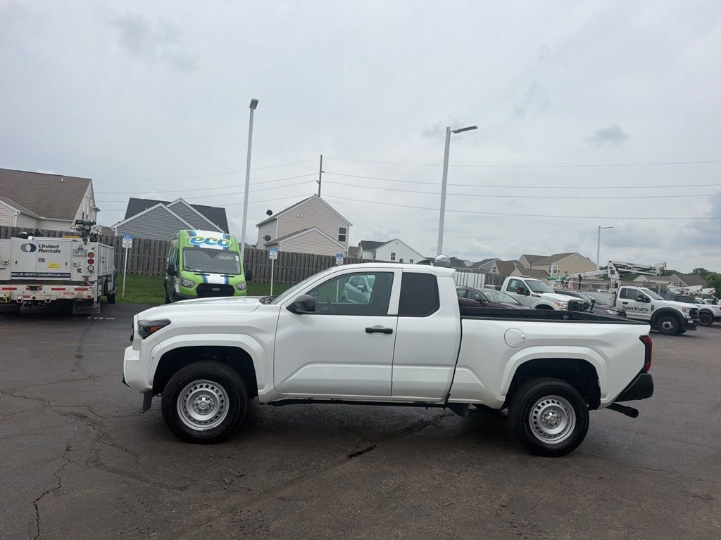 Used 2024 Toyota Tacoma SR RWD image 5