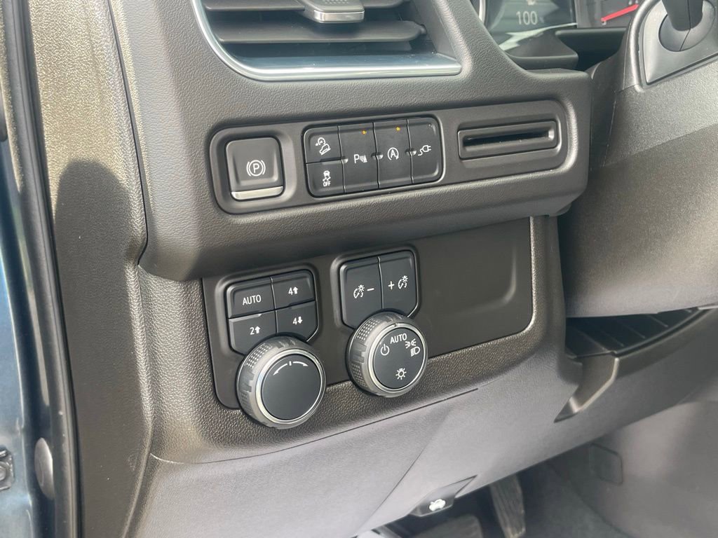 Used 2021 Chevrolet Suburban Z71 w/ Rear Media and Nav Package image 32