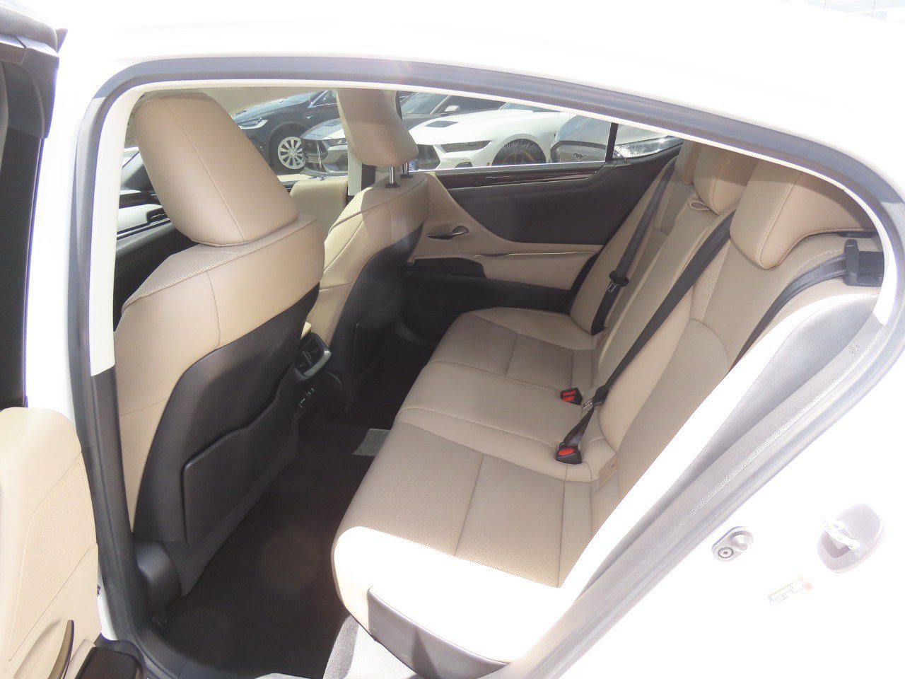 Used 2020 Lexus ES 350 w/ Premium Package FWD image 17