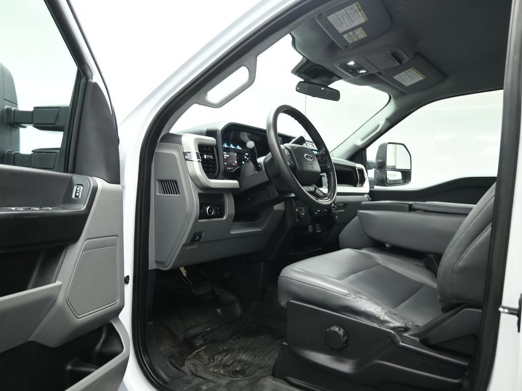 Certified 2023 Ford F250 XL w/ FX4 Off-Road Package image 34