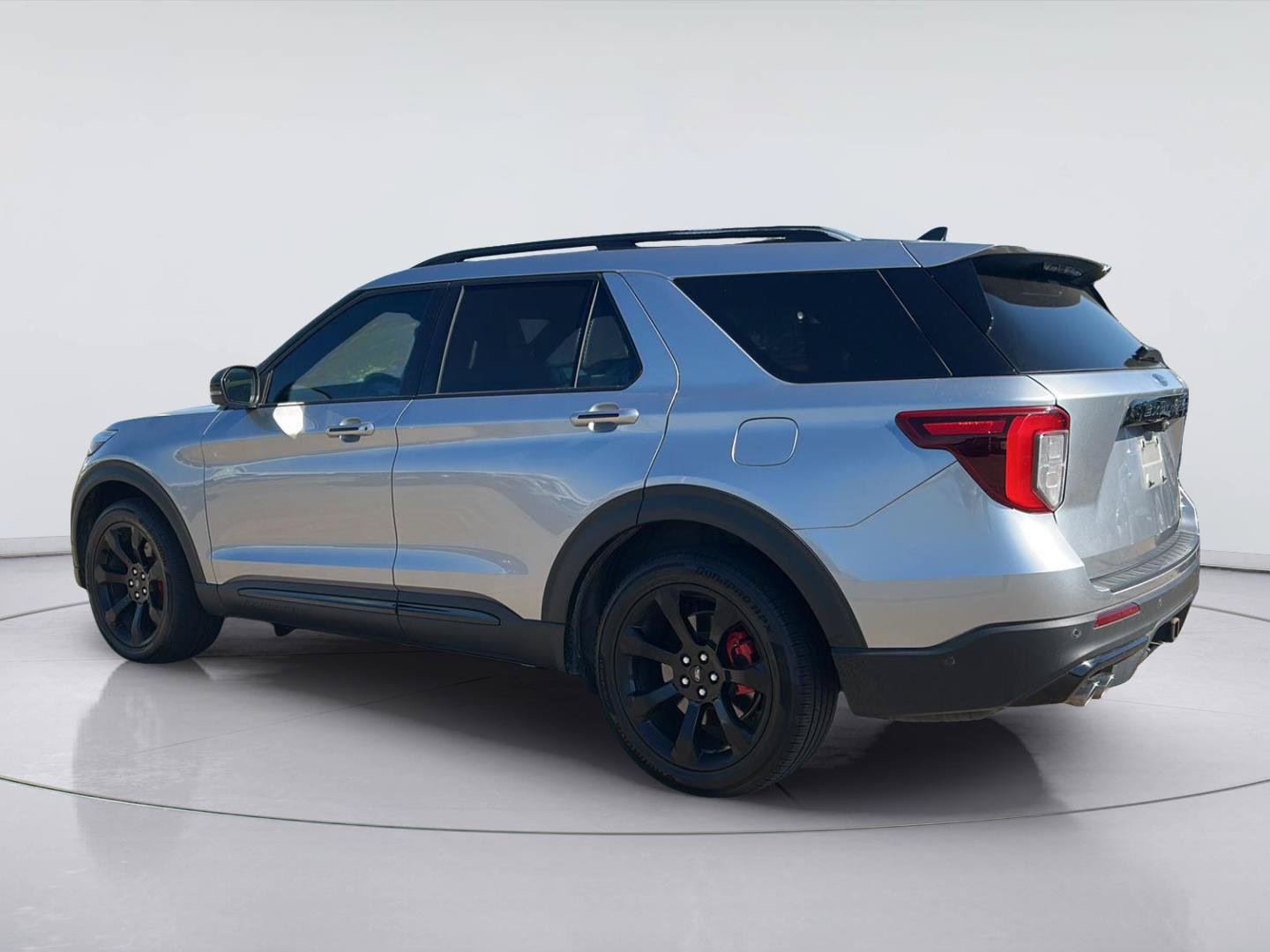 Certified 2021 Ford Explorer ST w/ Equipment Group 401A AWD/4WD image 6