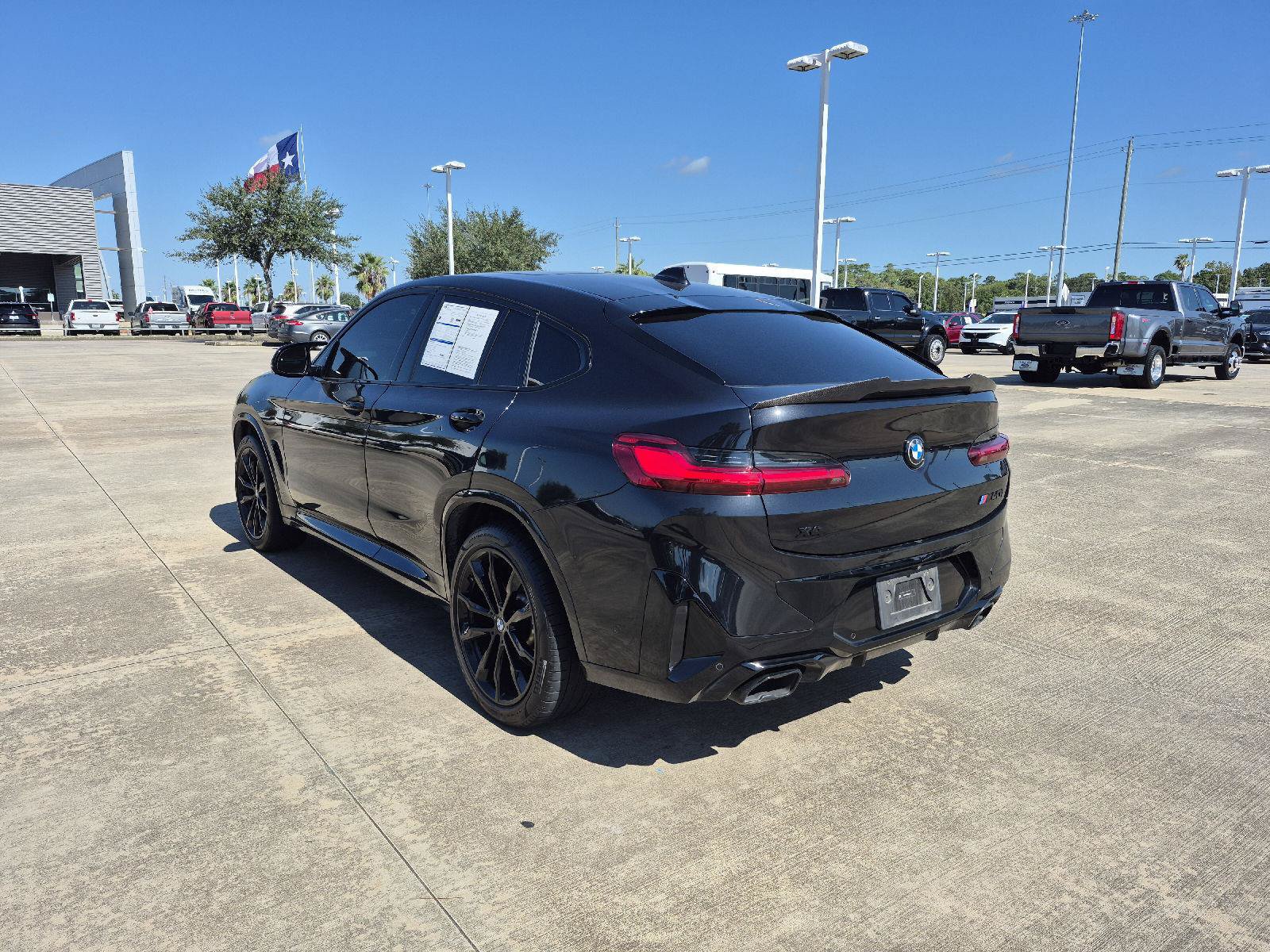 Used 2024 BMW X4 M40i AWD/4WD image 15