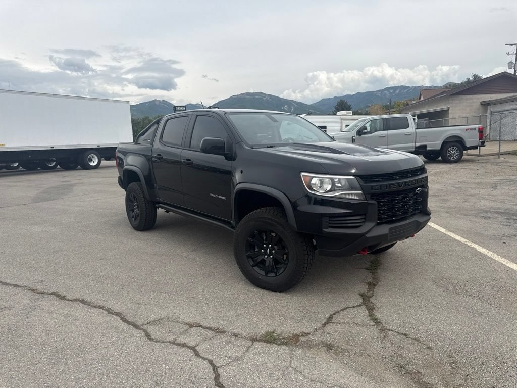 Used 2022 Chevrolet Colorado ZR2 w/ ZR2 Midnight Special Edition AWD/4WD image 2