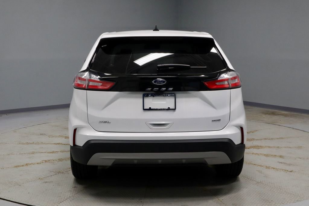 Certified 2024 Ford Edge SEL AWD/4WD image 4