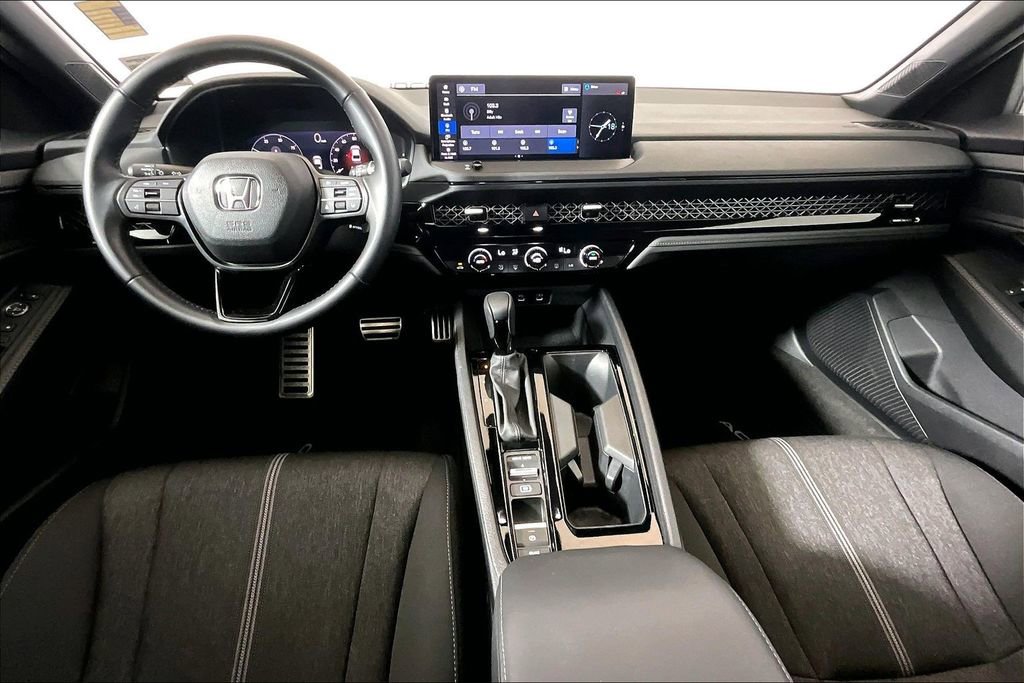 Used 2024 Honda Accord Sport image 11