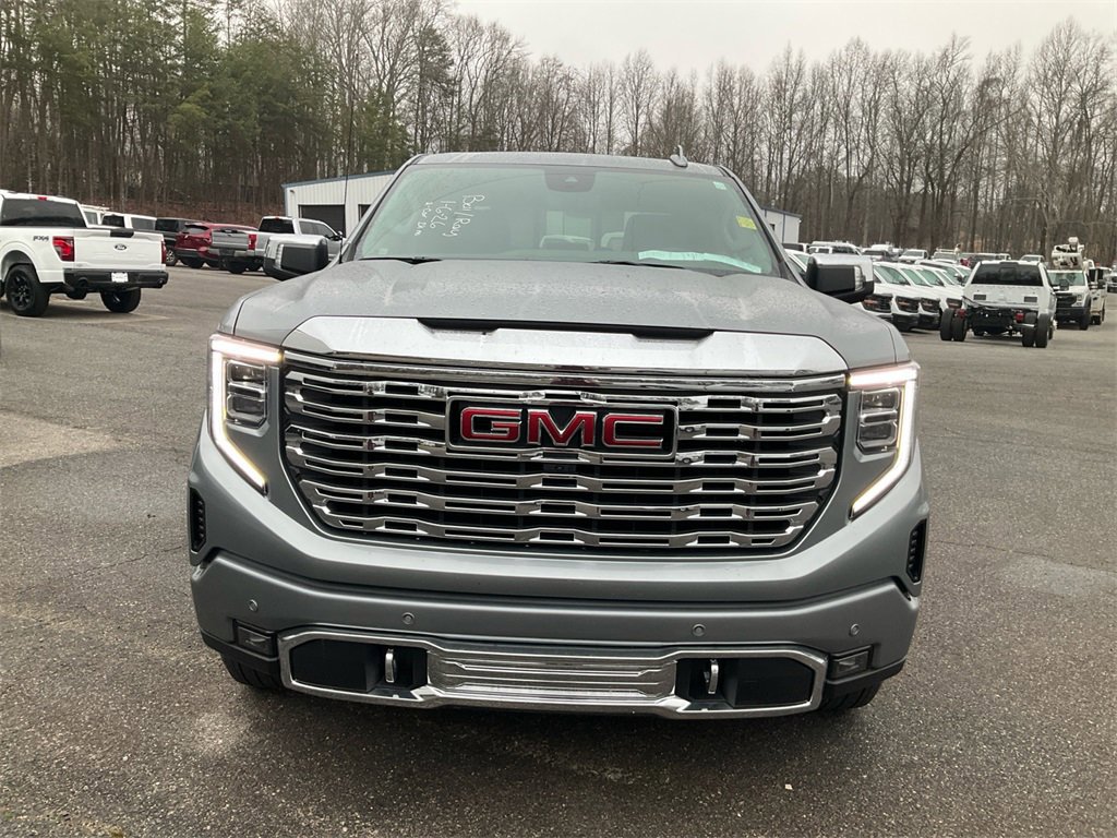 Used 2025 GMC Sierra 1500 Denali w/ Denali Reserve Package image 8