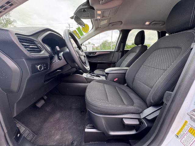 Certified 2025 Ford Escape Active AWD/4WD image 10