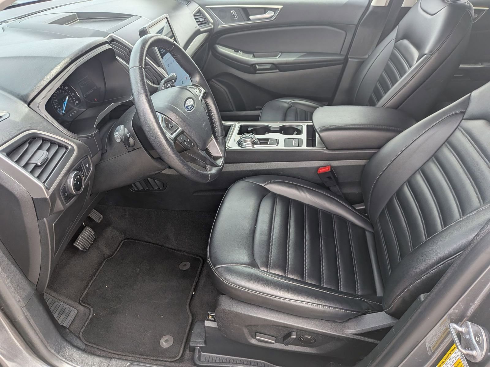 Certified 2024 Ford Edge SEL AWD/4WD image 12