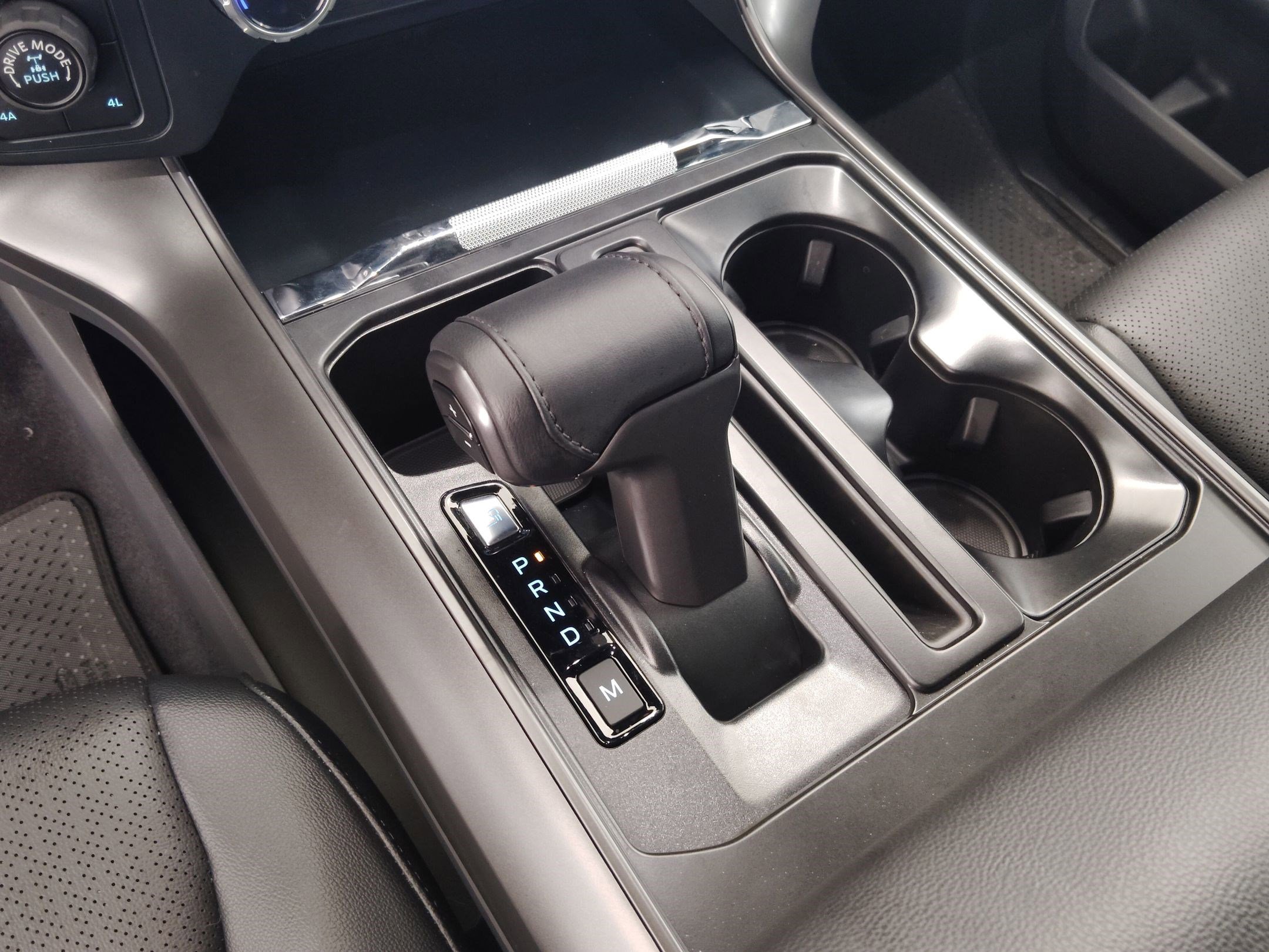 Certified 2025 Ford F150 Lariat w/ Equipment Group 501A Mid image 24