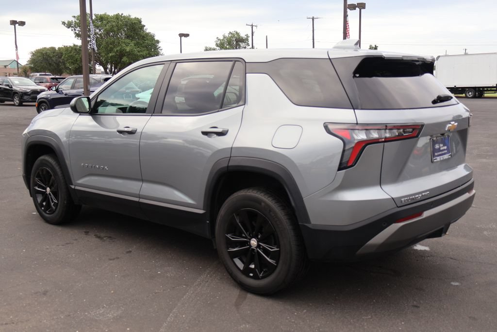 Used 2025 Chevrolet Equinox LT AWD/4WD image 17