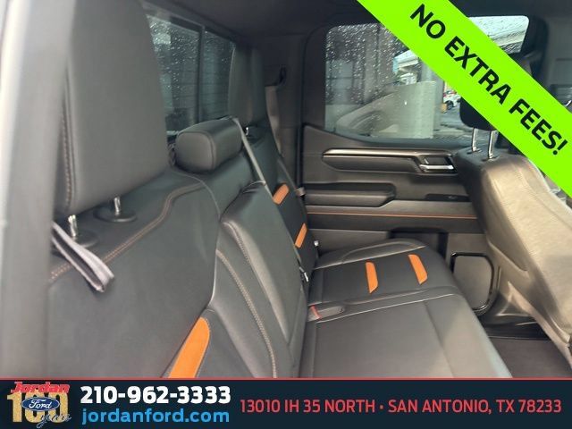 Used 2025 GMC Sierra 1500 AT4 w/ AT4 Premium Package AWD/4WD image 15