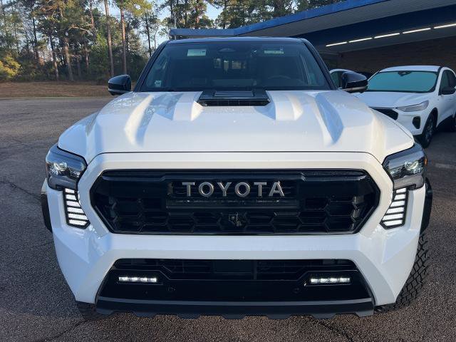 Used 2025 Toyota Tacoma TRD Sport image 4