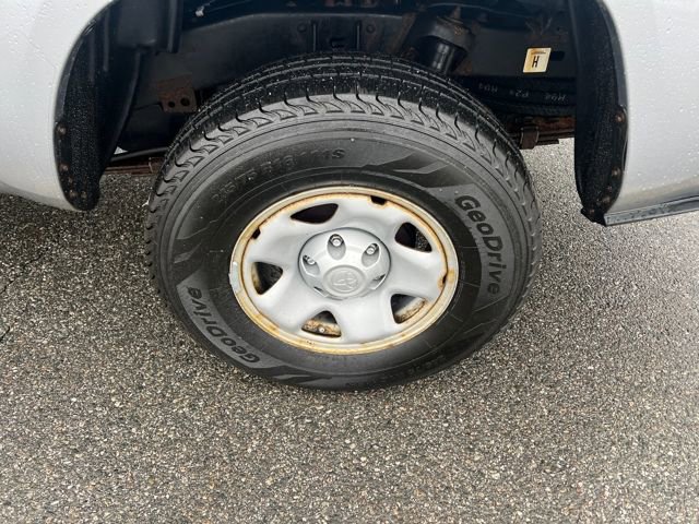 Used 2018 Toyota Tacoma SR5 image 25