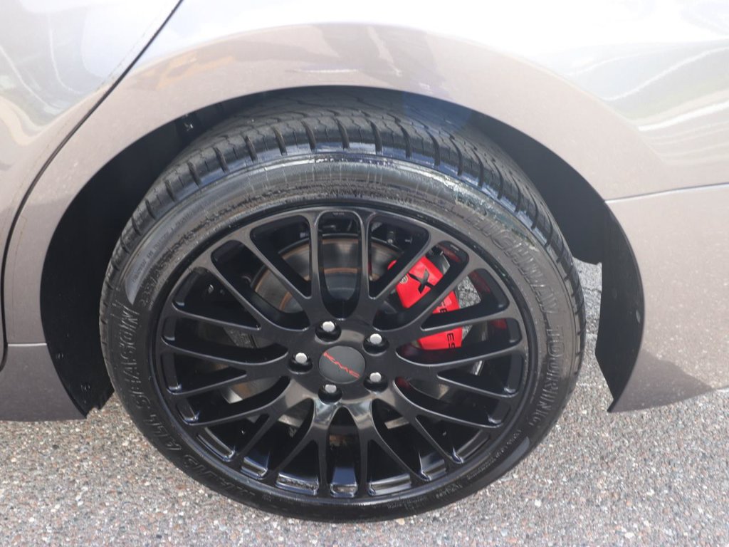 Used 2020 Toyota Camry SE FWD image 14