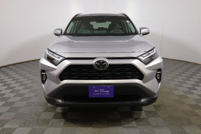 Used 2022 Toyota RAV4 XLE Premium AWD/4WD image 3