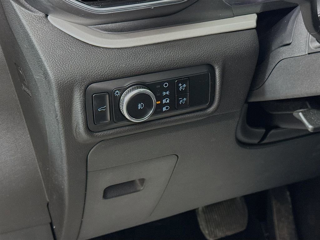 Certified 2023 Ford Explorer XLT w/ Equipment Group 202A image 18