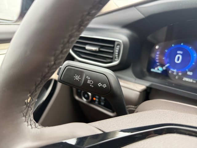 Certified 2024 Ford Explorer Platinum w/ Technology Package image 26
