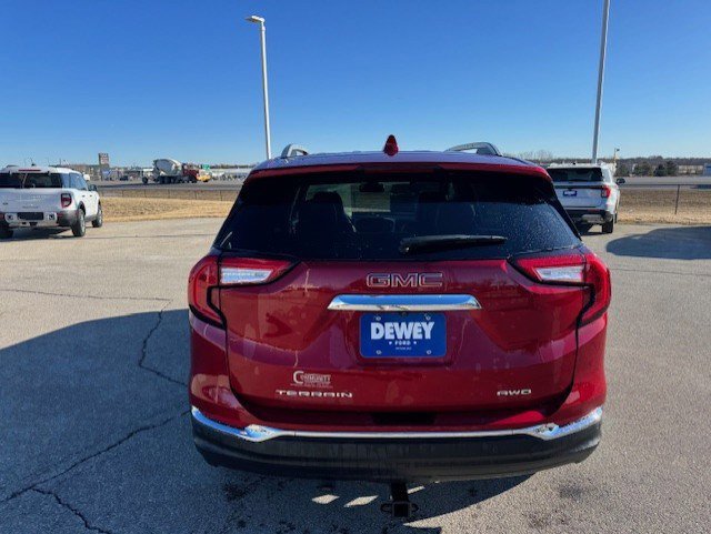 Used 2022 GMC Terrain SLT w/ Infotainment Package II image 4