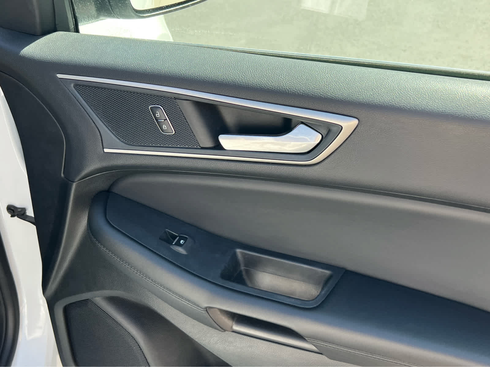Certified 2024 Ford Edge SEL AWD/4WD image 19