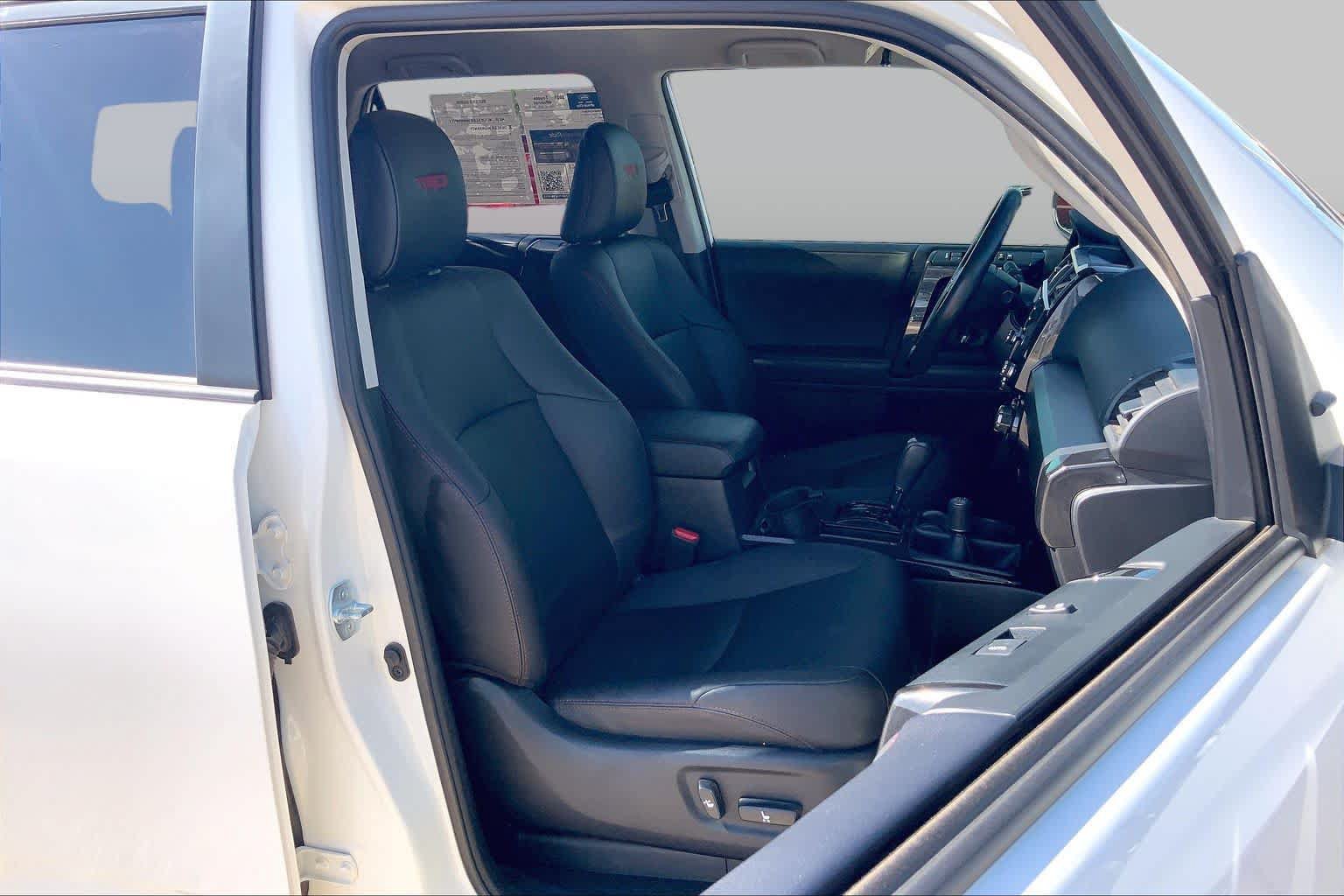 Used 2021 Toyota 4Runner Venture AWD/4WD image 9