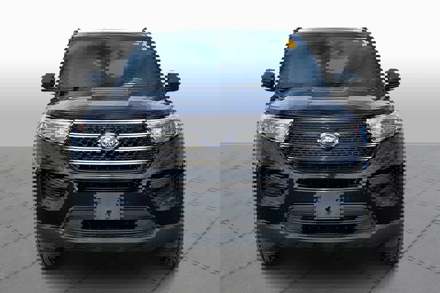 Certified 2020 Ford Explorer XLT w/ Comfort Package image 6