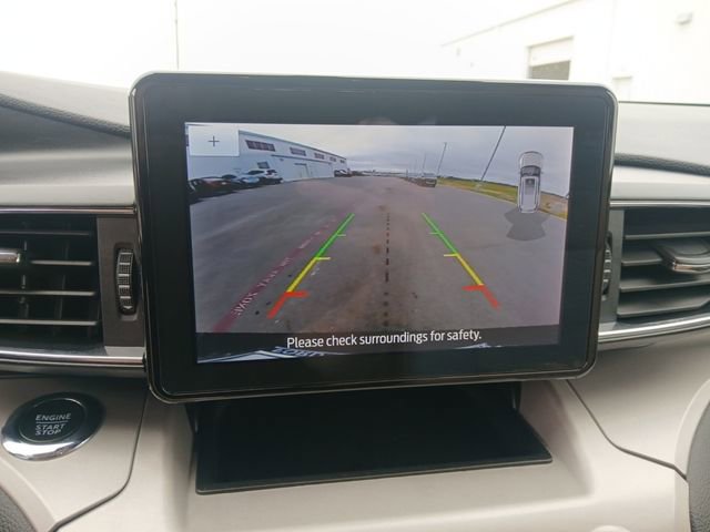Certified 2024 Ford Explorer XLT w/ Equipment Group 202A AWD/4WD image 24