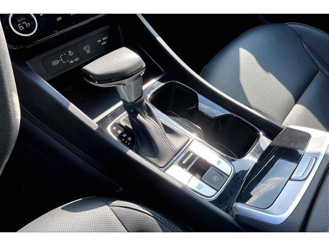 Used 2025 Hyundai Santa Cruz SEL AWD/4WD image 16