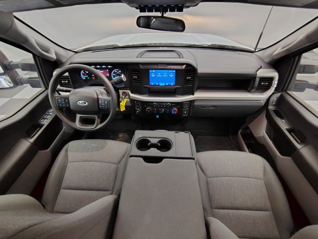 Certified 2025 Ford F250 XL w/ XL Chrome Package AWD/4WD image 2