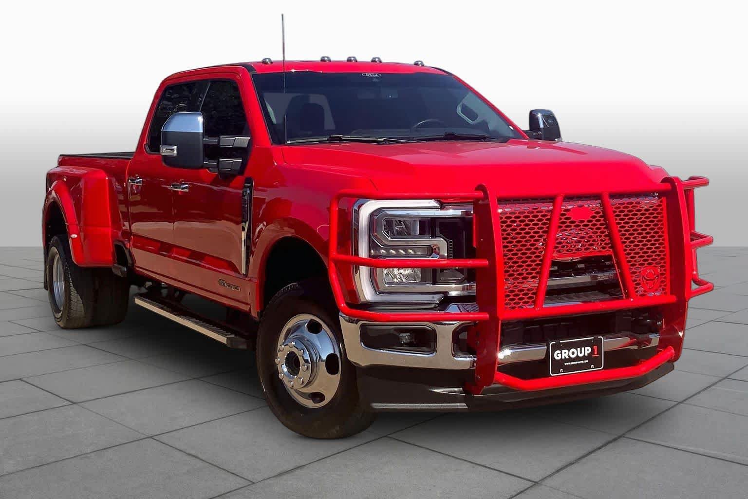 Certified 2025 Ford F350 Lariat w/ Chrome Package AWD/4WD image 3