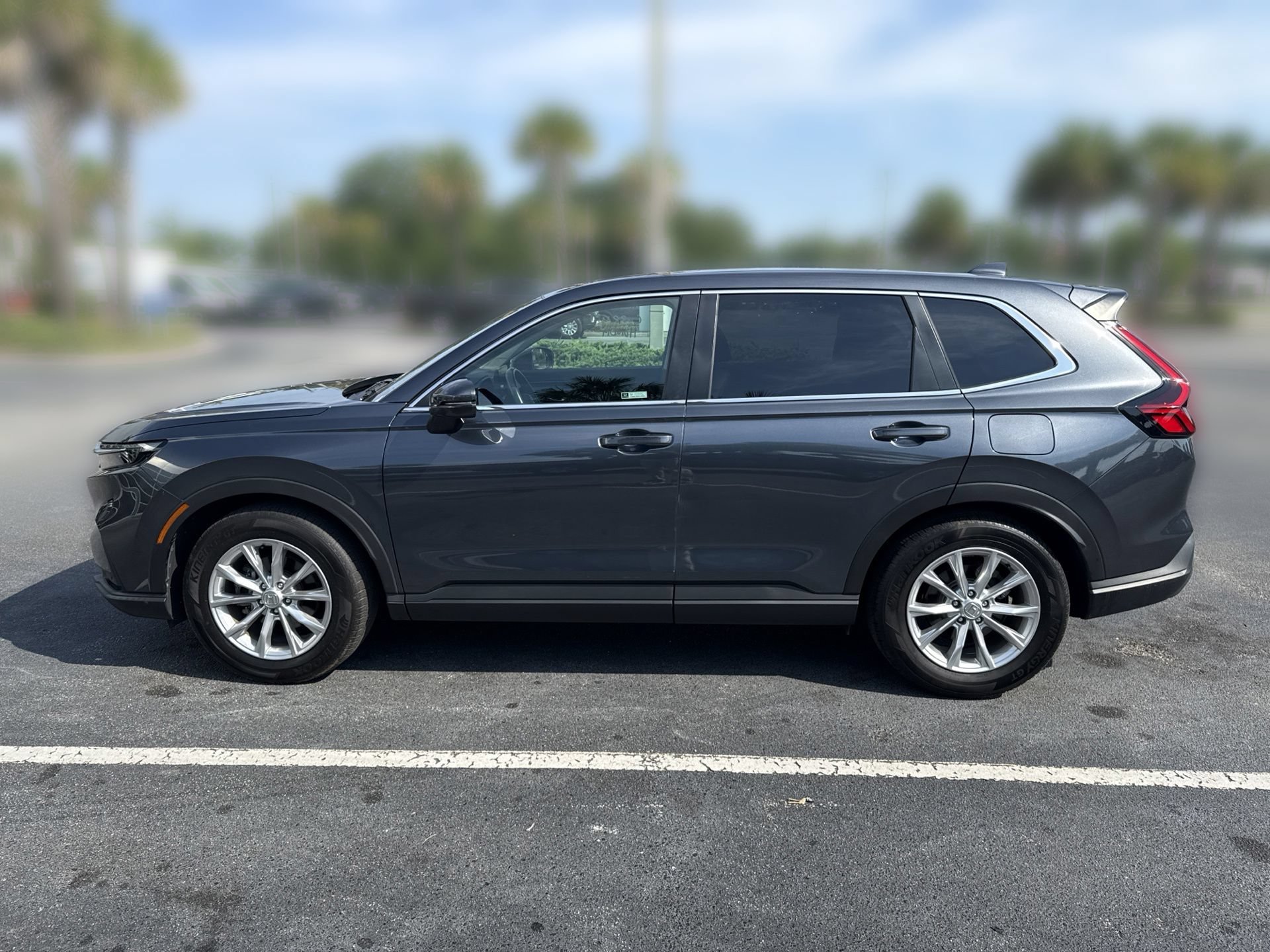 Used 2024 Honda CR-V EX-L image 8