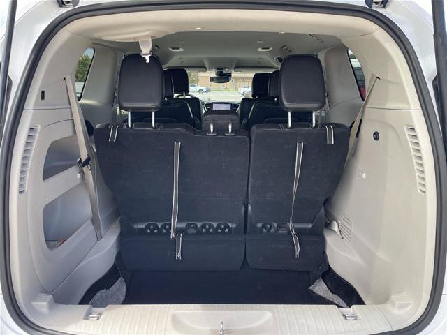 Used 2024 Chrysler Pacifica Touring-L FWD image 36