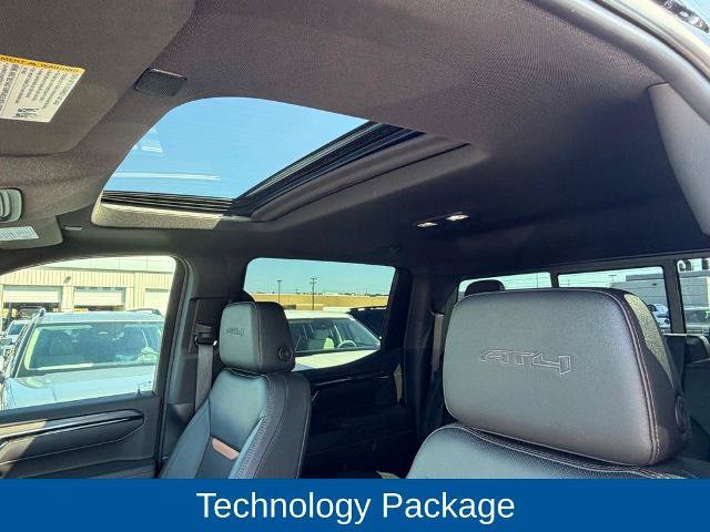 Used 2025 GMC Sierra 1500 AT4 w/ Technology Package AWD/4WD image 7