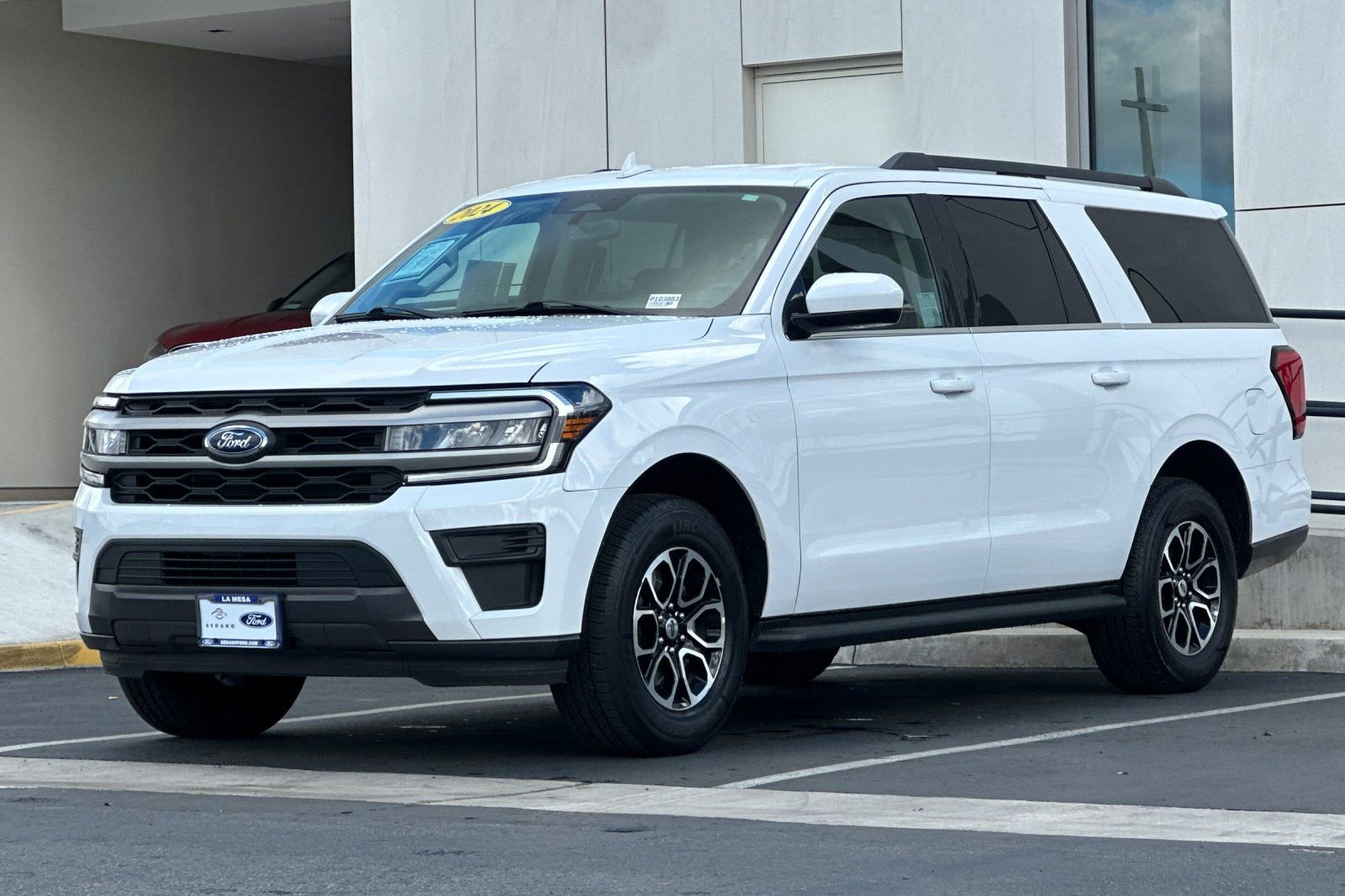 Certified 2024 Ford Expedition Max XLT image 7