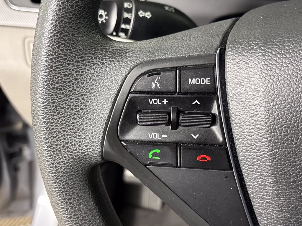 Used 2017 Hyundai Sonata SE FWD image 18