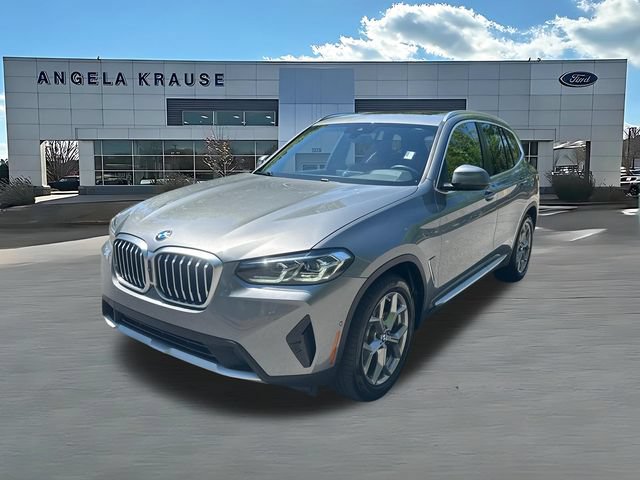 Used 2024 BMW X3 sDrive30i w/ Convenience Package w/ZPA RWD image 3