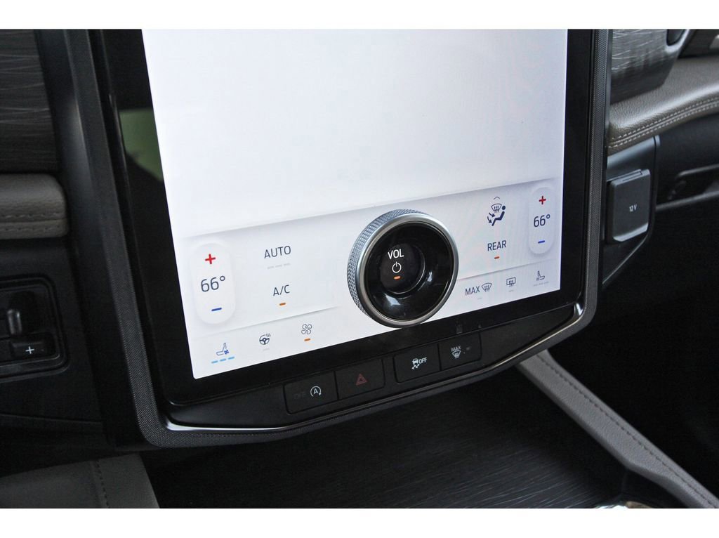 Certified 2023 Ford Expedition Limited image 23