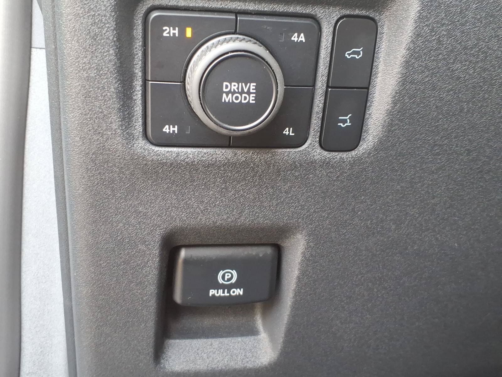 Certified 2025 Ford Expedition Max Active AWD/4WD image 16