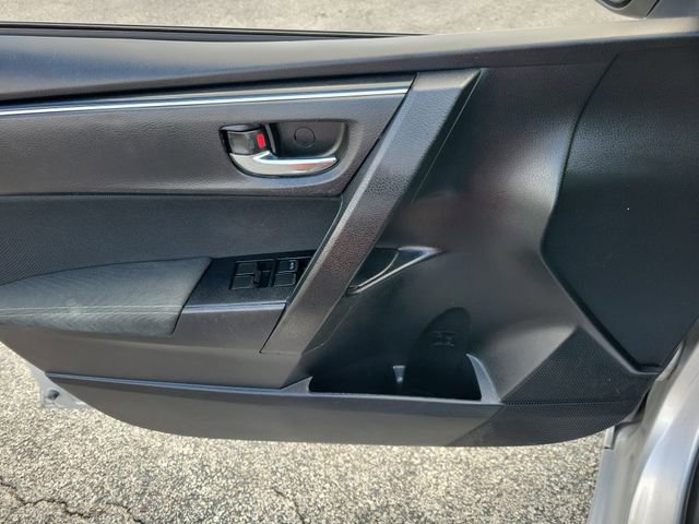 Used 2017 Toyota Corolla LE w/ LE Premium Package image 22