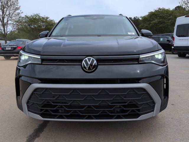 Used 2025 Volkswagen Taos SE FWD image 8