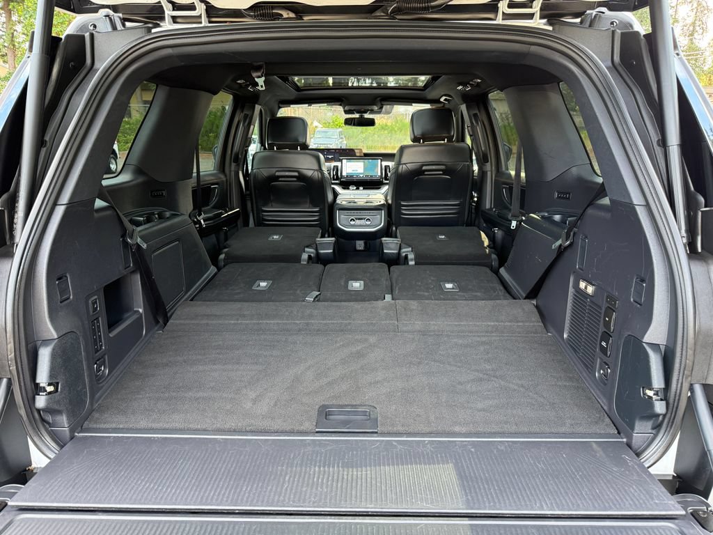 Certified 2025 Ford Expedition Tremor AWD/4WD image 34