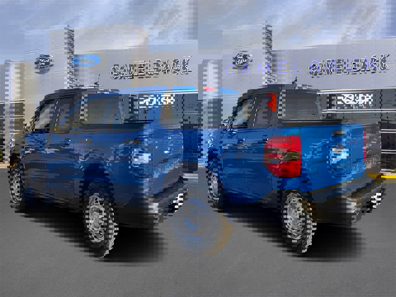 Certified 2022 Ford Maverick XL image 3