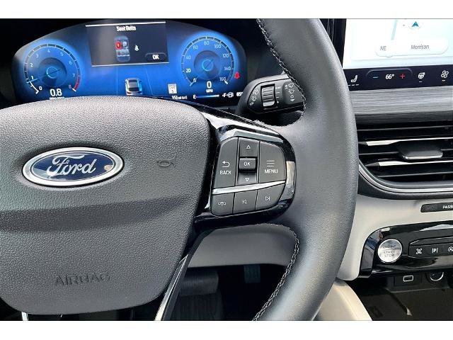 Certified 2026 Ford Escape Platinum w/ Premium Technology Package AWD/4WD image 11