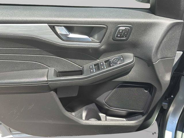 Certified 2024 Ford Escape Platinum AWD/4WD image 28