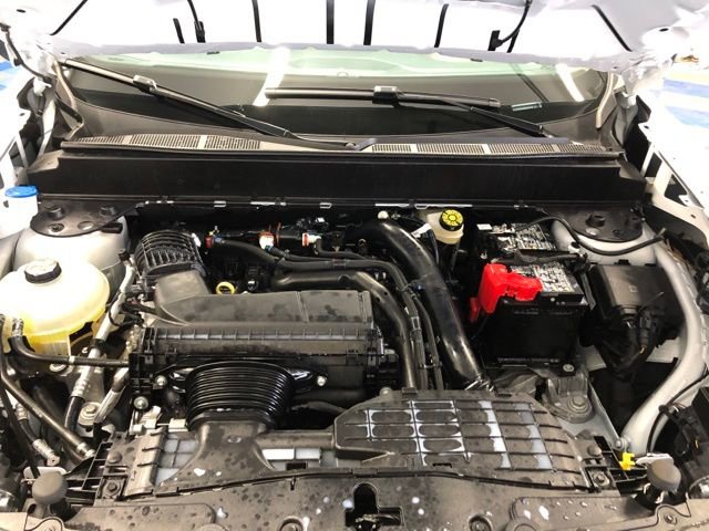 Certified 2025 Ford Maverick Lariat w/ 4K Tow Package image 8