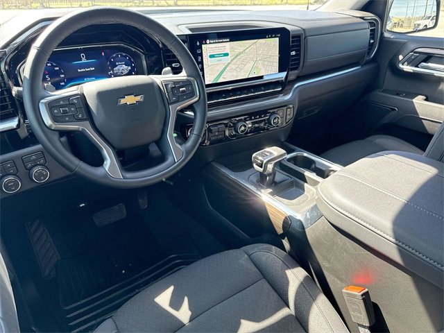 Used 2025 Chevrolet Silverado 1500 LT w/ Z71 Off-Road Package image 36